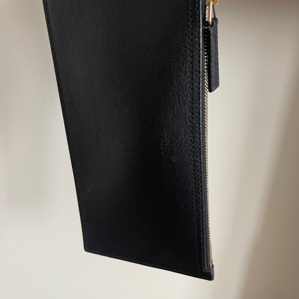 Saint Laurent Black Leather Bag with Gold YSL Charm - Picture 5 of 8